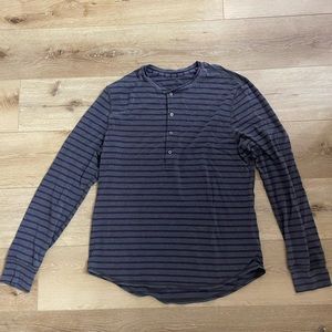 Lululemon long sleeve - large